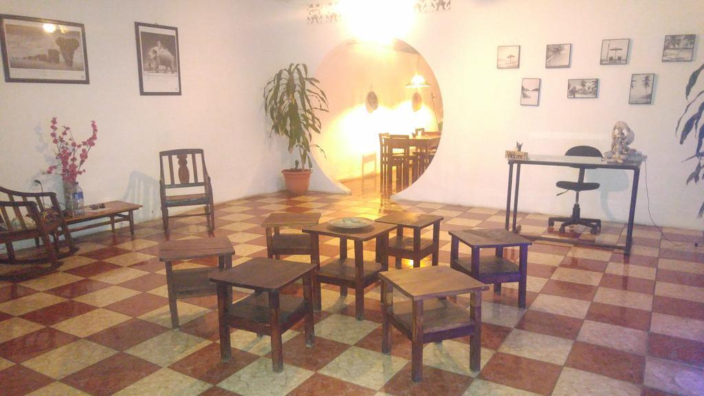 Casa Nica Leon Hostel Εξωτερικό φωτογραφία