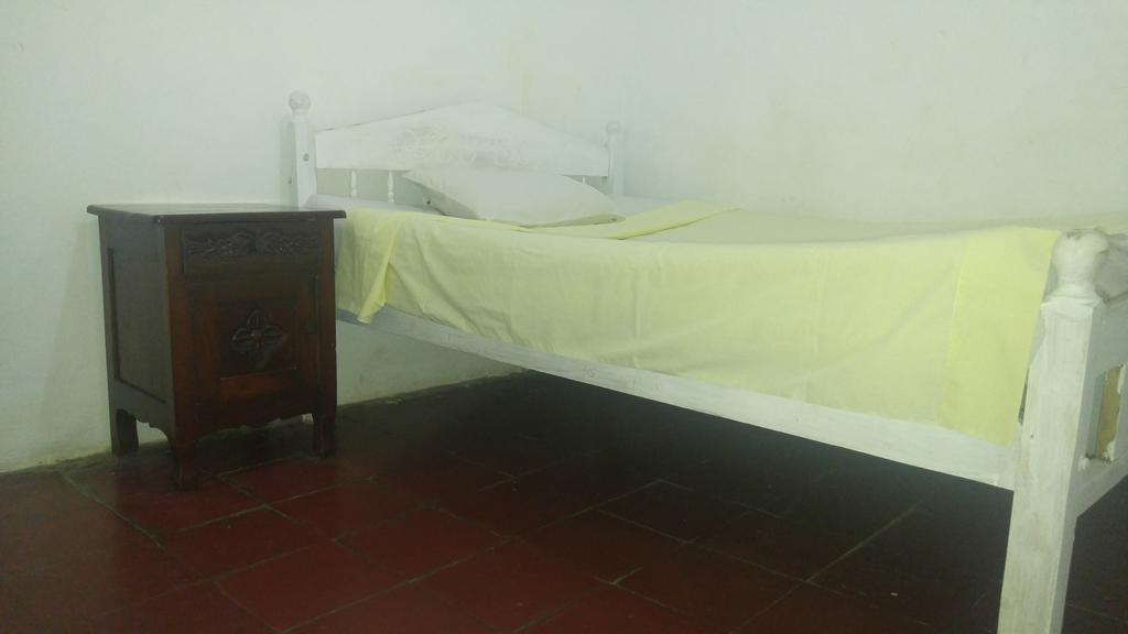 Casa Nica Leon Hostel Εξωτερικό φωτογραφία